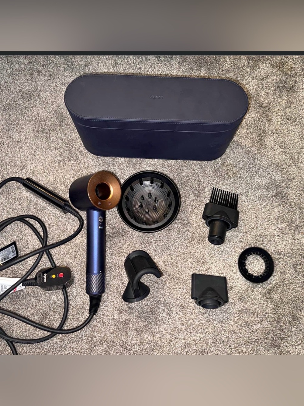 LIKE NEW! OUT OF STOCK! Dyson Supersonic Hair Dryer In Blue/ Rich Cooper!